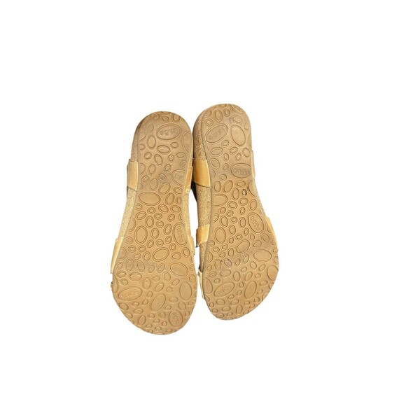 Taos Universe Camel Sandals Leather Z Strap Women's Size 37 US 6 - 6.5  Comfort - Picture 5 of 12